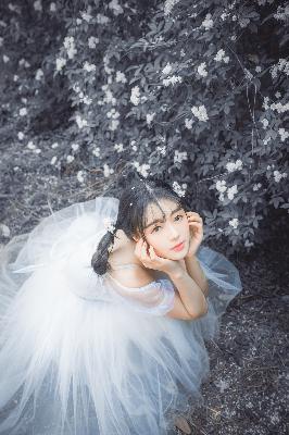 两个朋友互换麦子