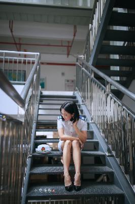 荒井小姐的秘密生活日剧免费观看