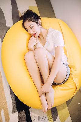 亭亭玉立四月天月色阑珊处情已晚