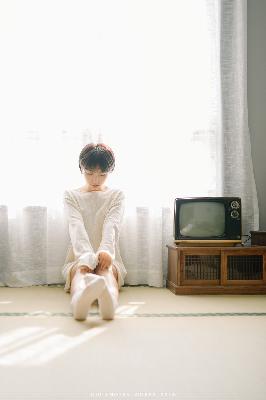 桃花源洞口荒草萋萋无忧