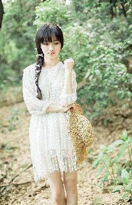 最近中文字幕免费Mv第一季歌词