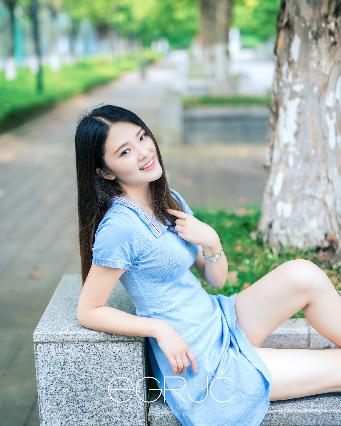 李丽珍唯一一部打真军电影